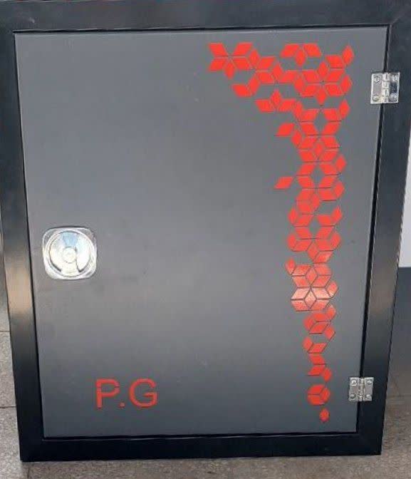 باکس آتش نشانی توکار فانتزی 60×70 با ورق 1 میل و رنگ الکترواستاتیک